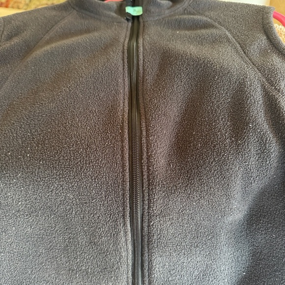Columbia ladies size Large Fleece vest
Used condition - Picture 6 of 6